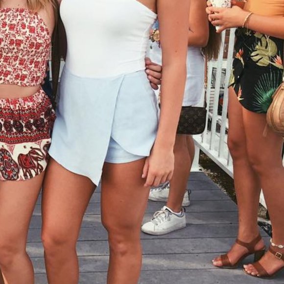 LIGHT BLUE ASYMMETRICAL SKIRT/SHORTS | SMALL - Picture 1 of 2